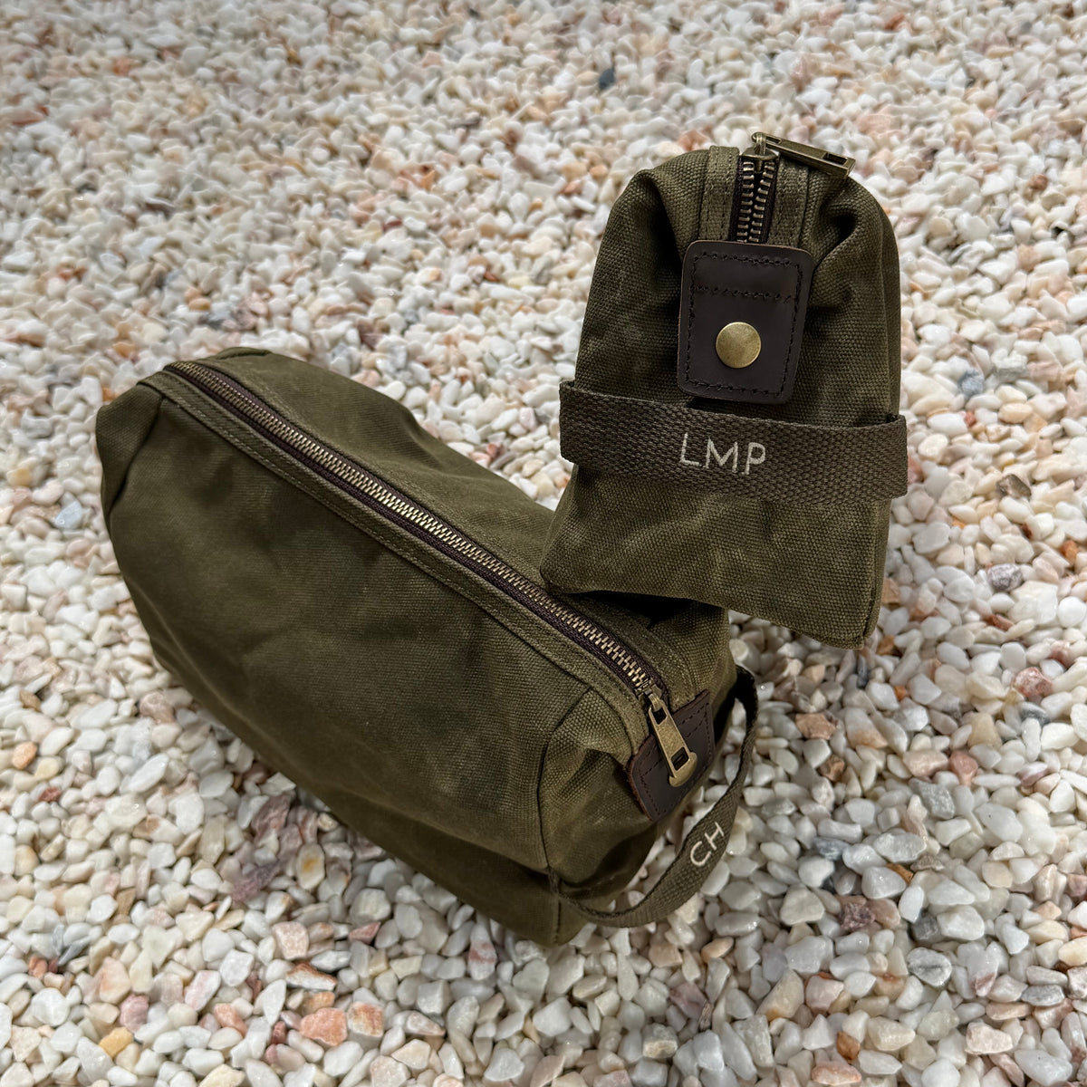 Gepersonaliseerde toilettas waxed green