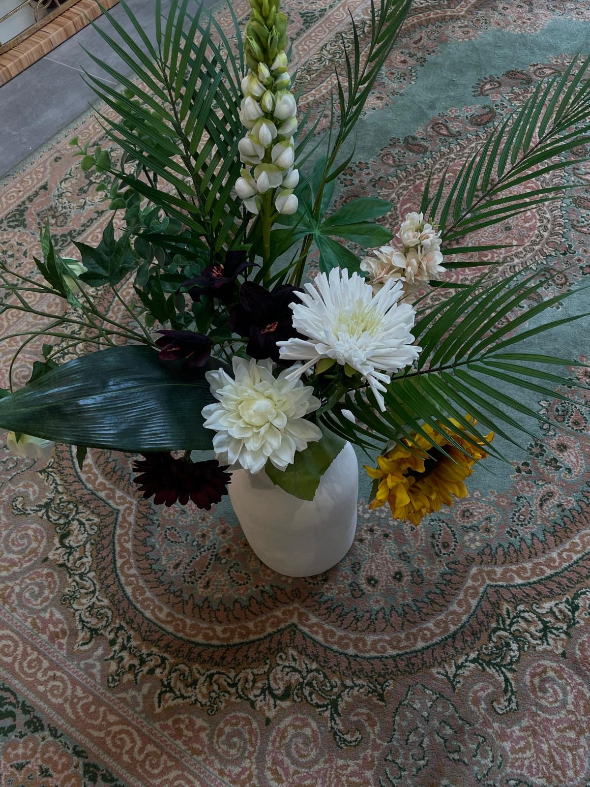 flowers &amp; friends -  A+M FOREVER FLOWER styling sessions