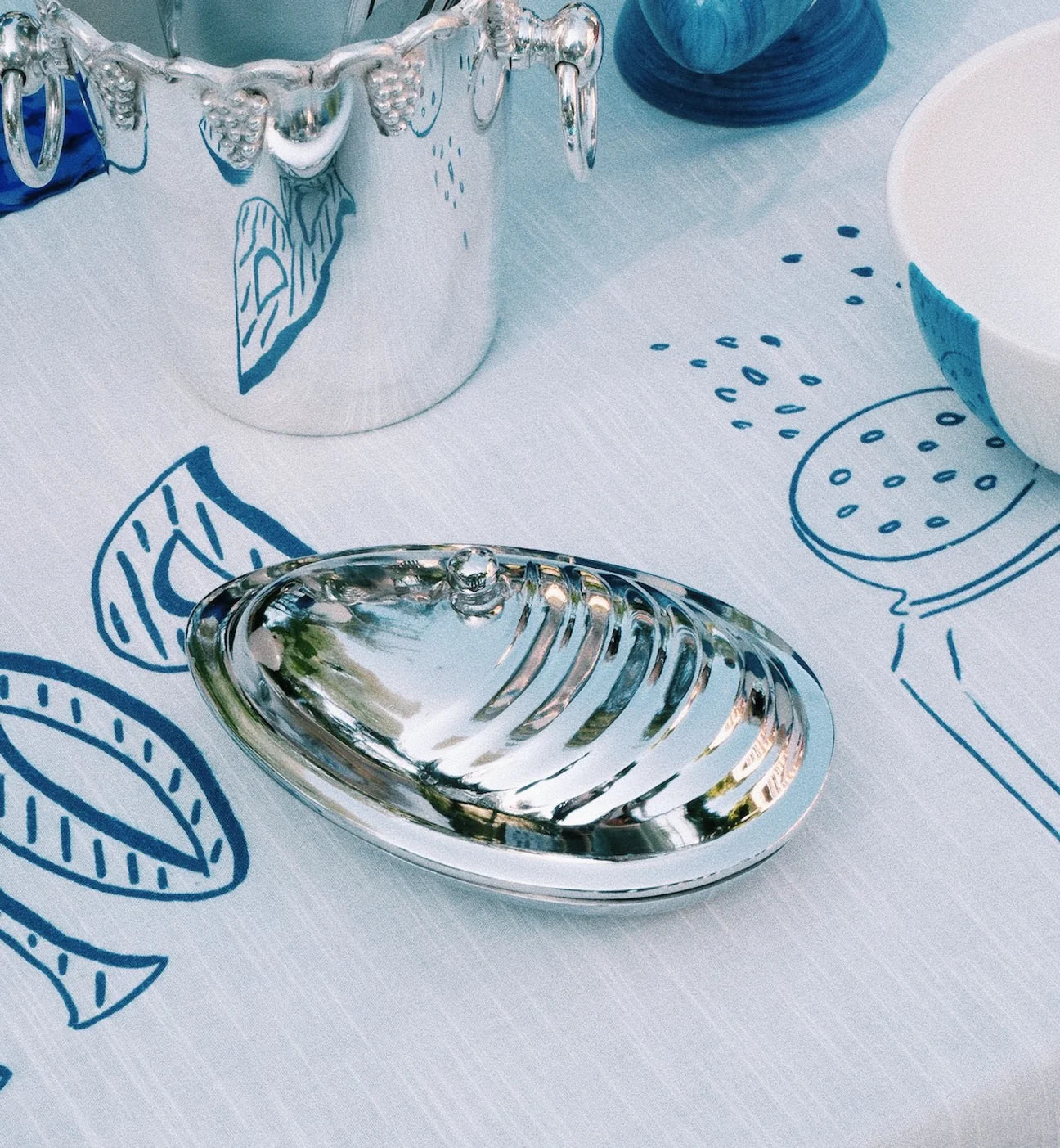 The world is your oyster - trinket