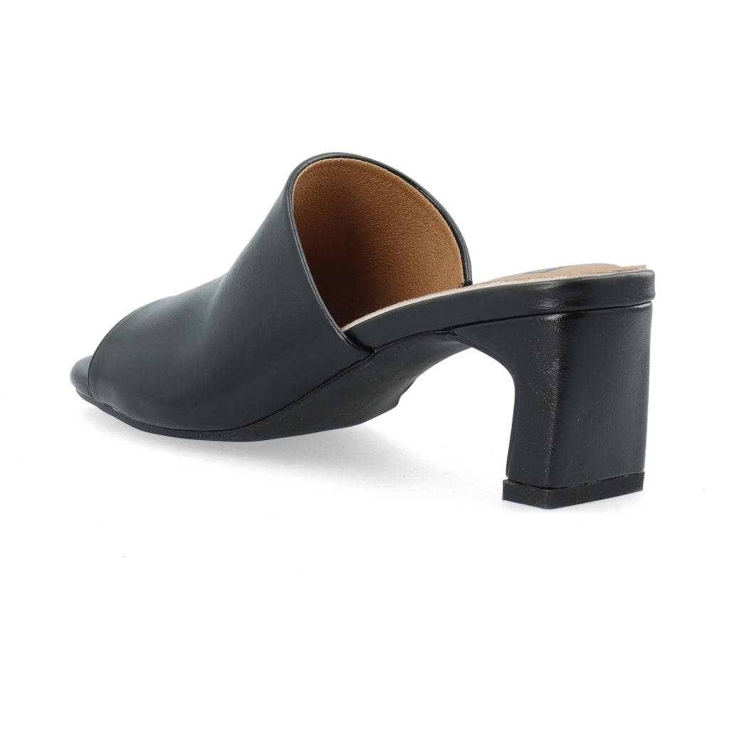 Biadina Black