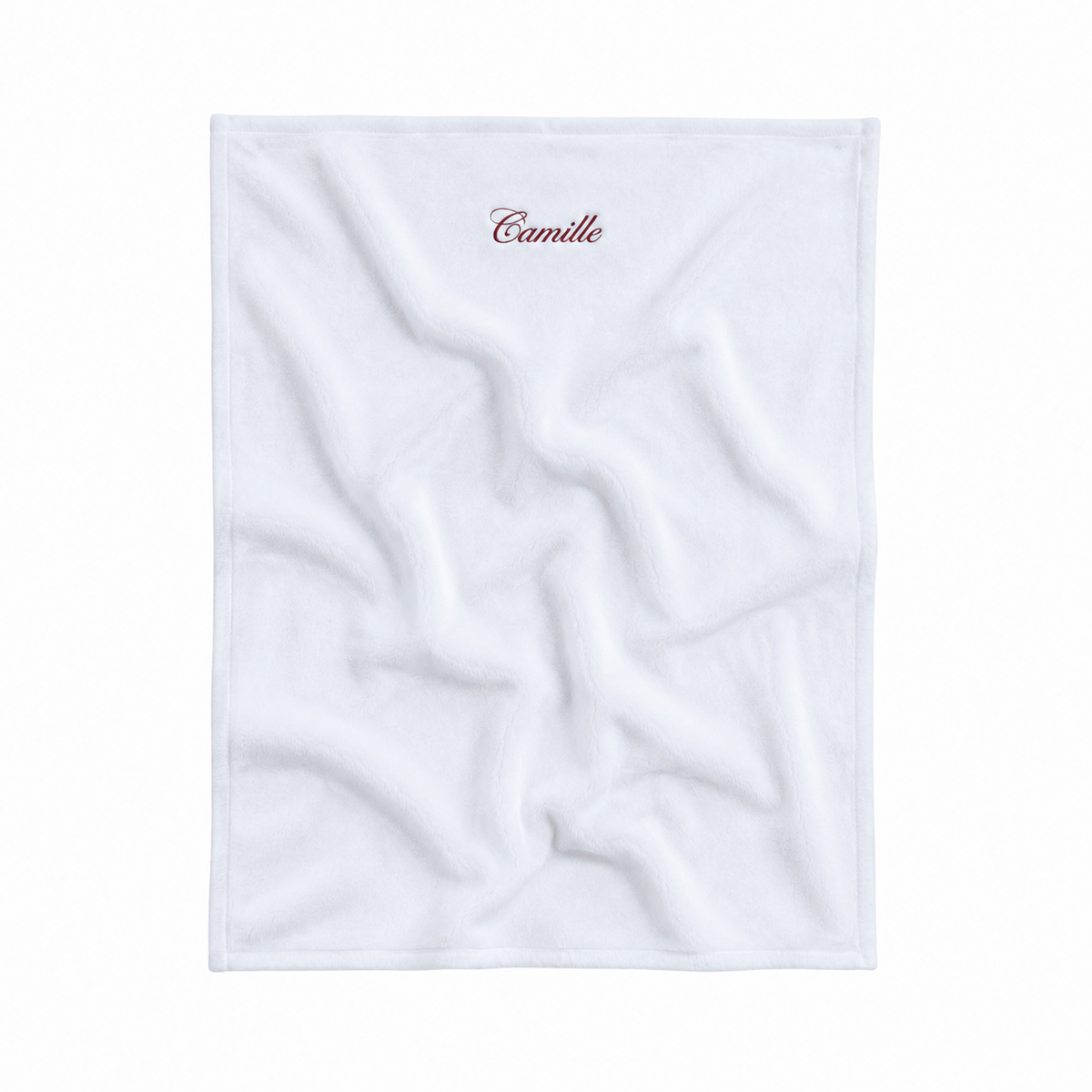 white fleece plaid for baby's with embroidered name. gepersonaliseerd fleece dekentje voor baby's