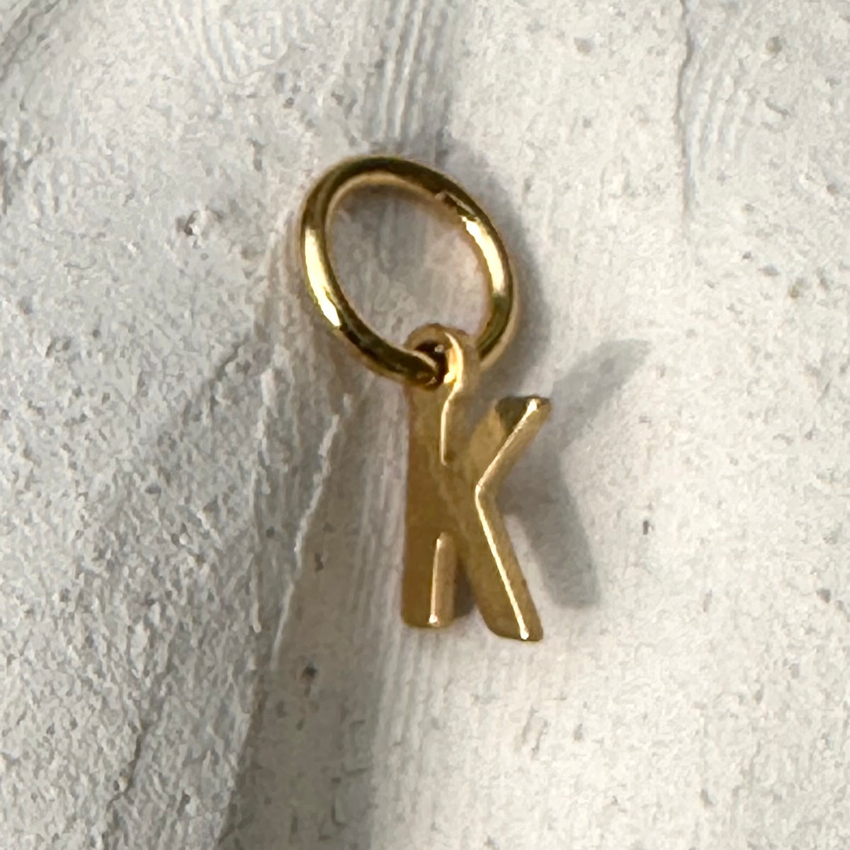 Initial charm-gold