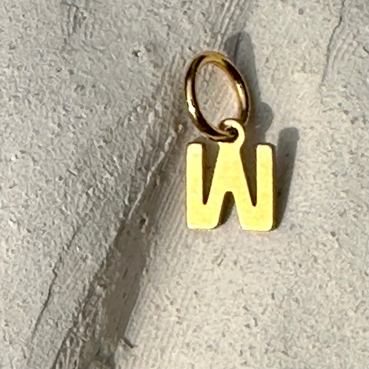 Initial charm-gold