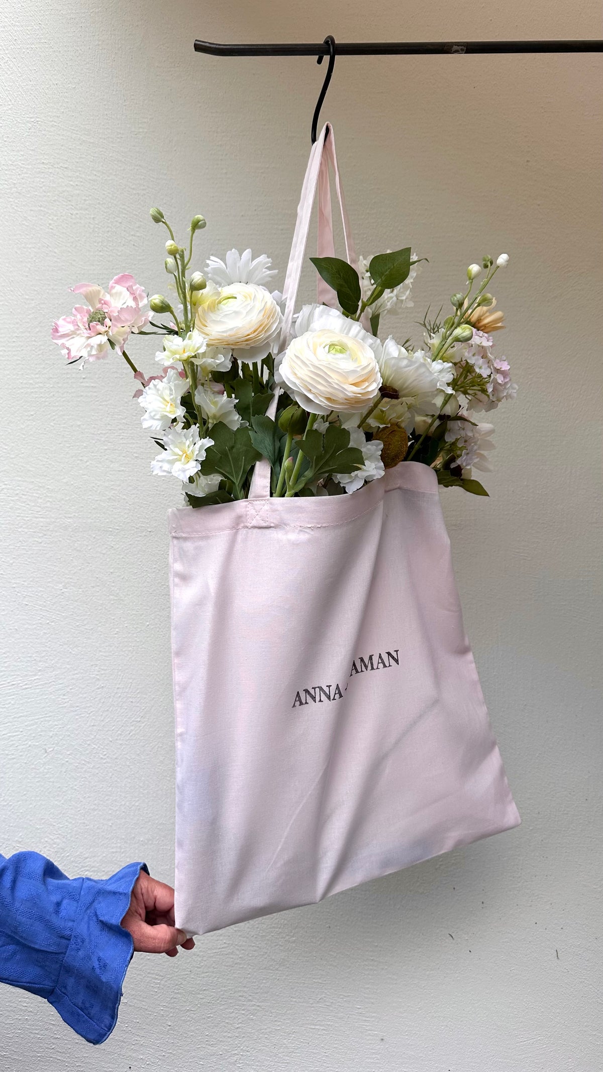 flowers &amp; friends -  A+M FOREVER FLOWER styling sessions