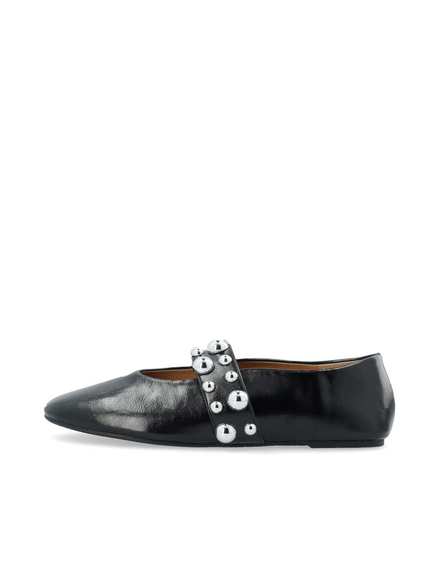 Ballet flat