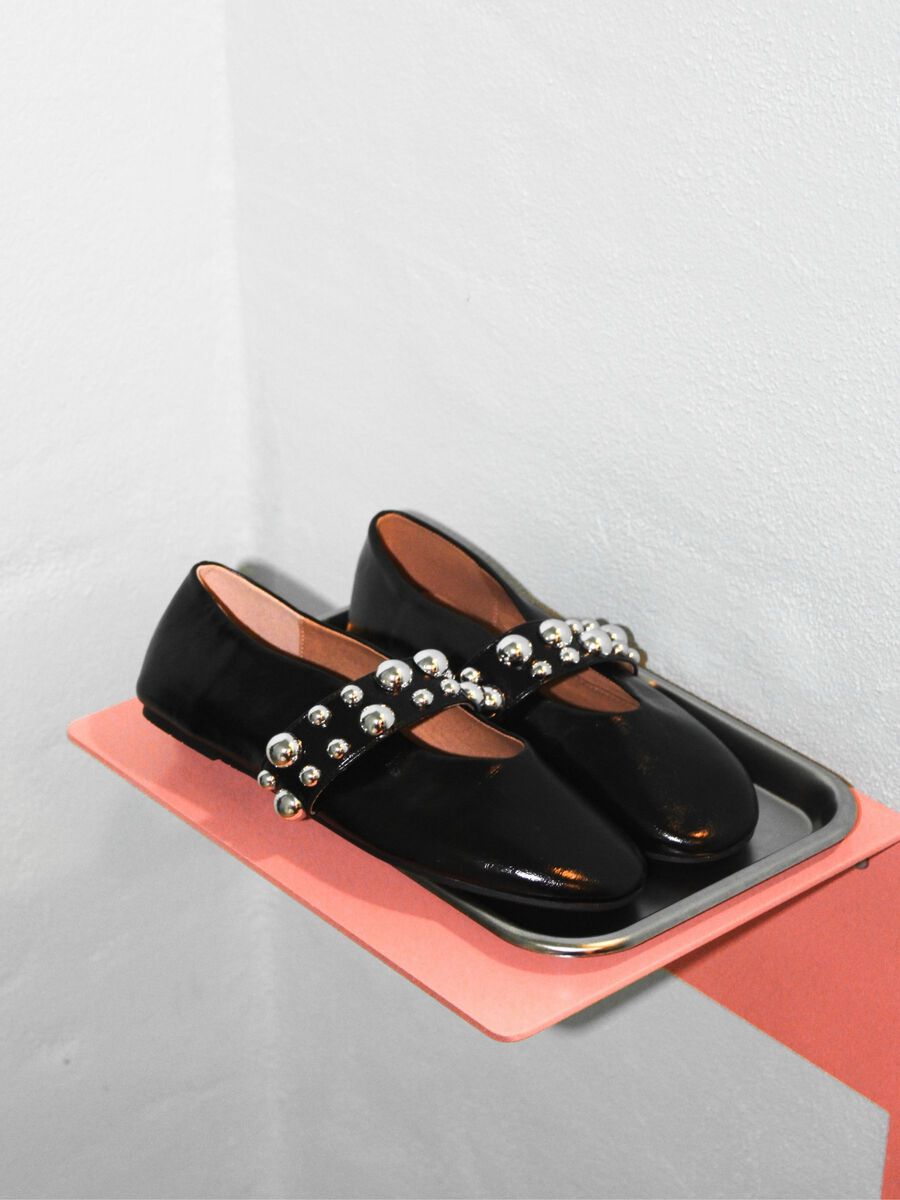 Ballet flat