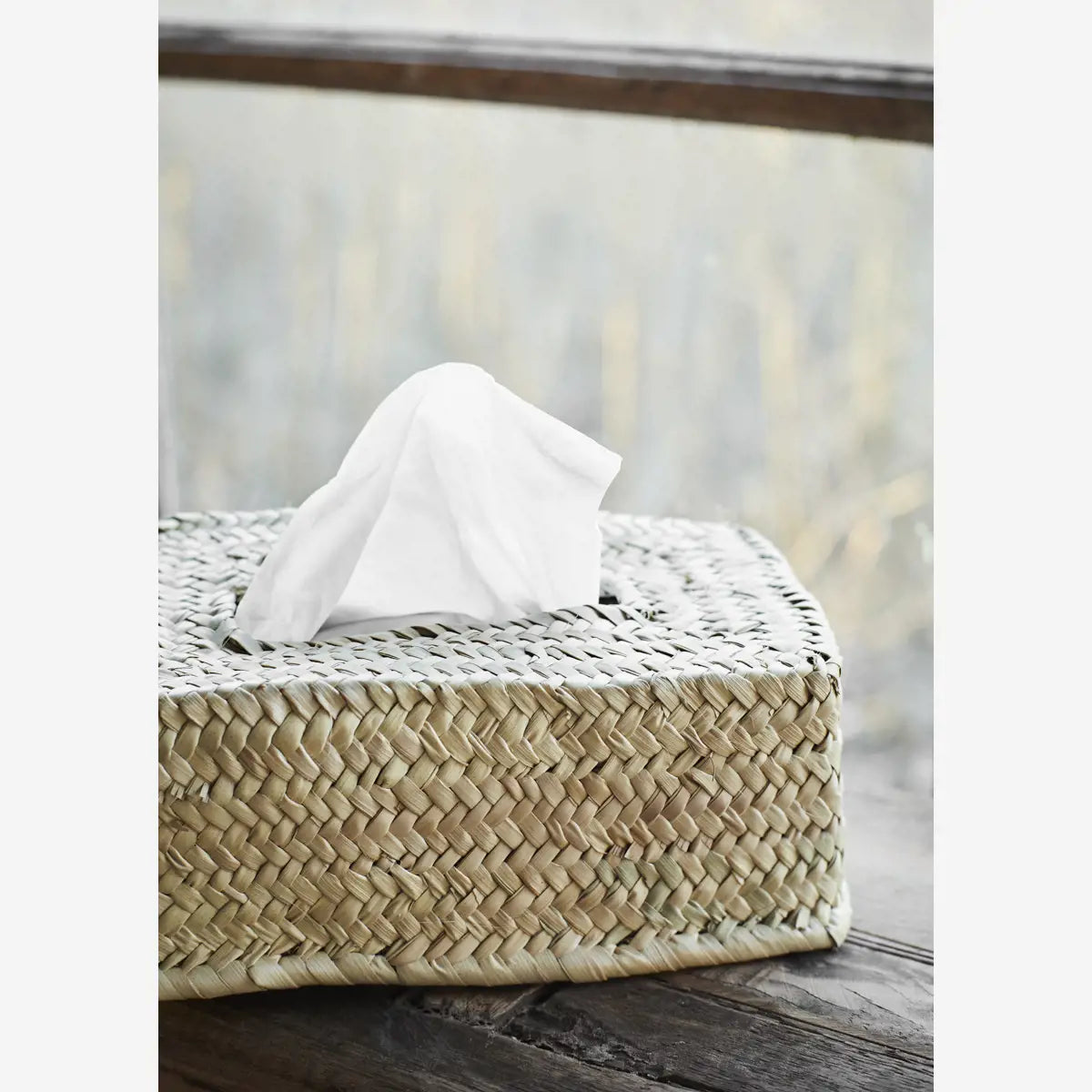 Grass tissue box