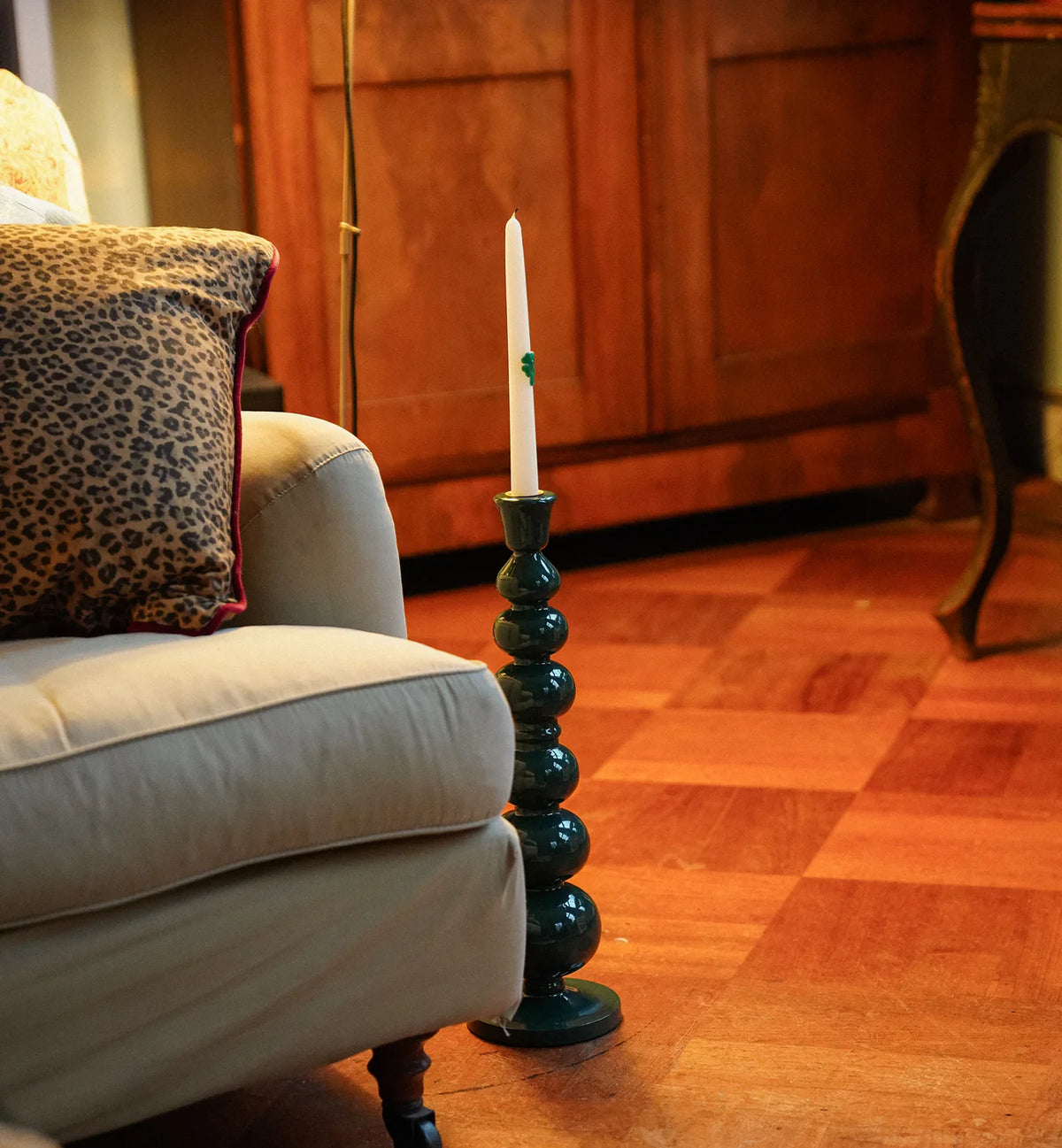 Pine Balloon Candle Holder