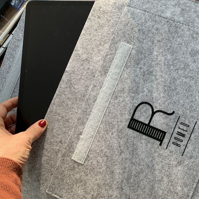 Gepersonaliseerde Laptoptas Grijze Vilt