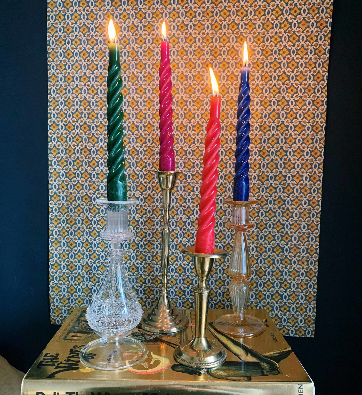 Twisted Single Candle